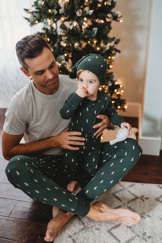 L'oved Baby - Organic Holiday Jogger & Cap Set - Pine Trees